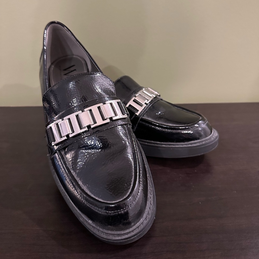 Worthington Shiny Black Leather Loafers with Silver Accent